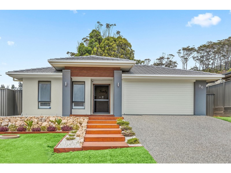 36 Flat Top Drive, Woolgoolga NSW 2456