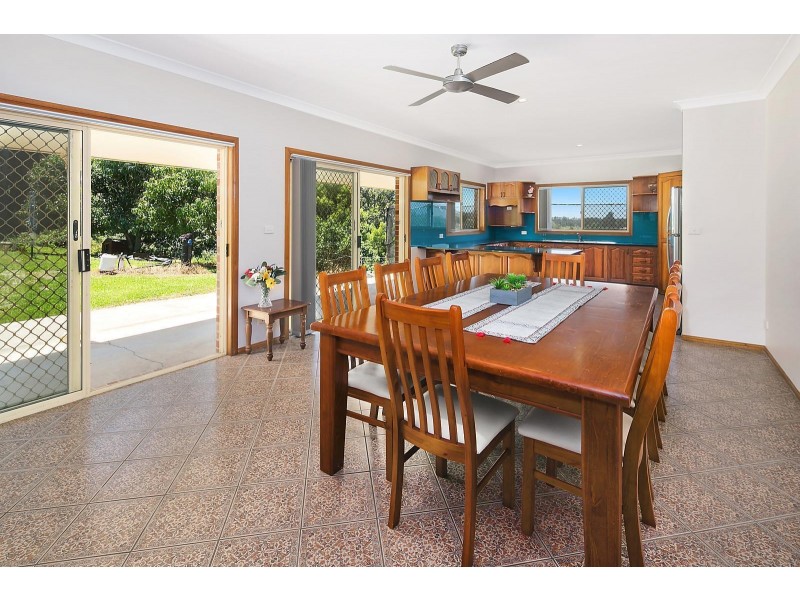 370 Crossmaglen Road, Bonville NSW 2441