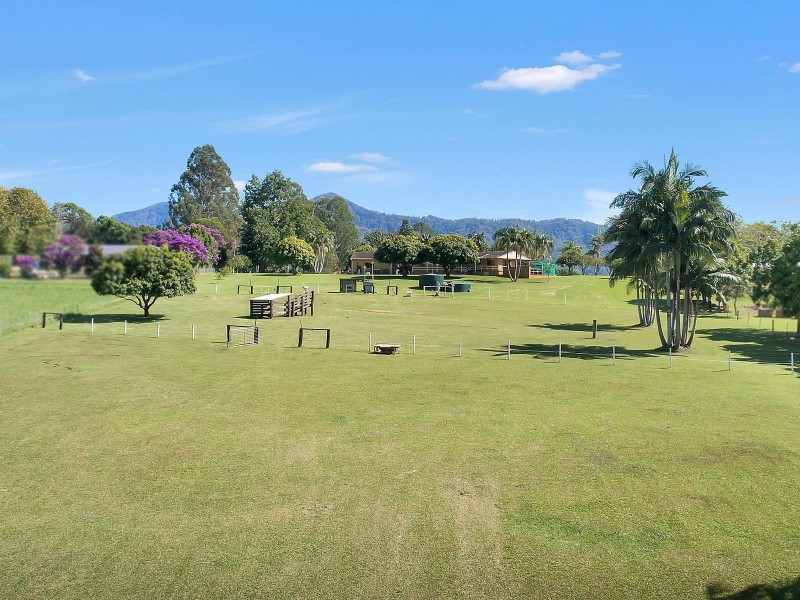 129 Braford Drive, Bonville NSW 2441