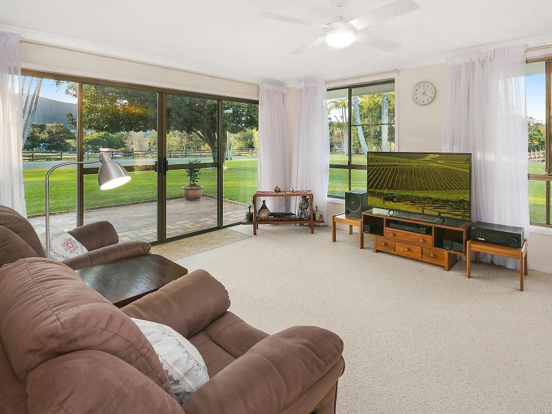 129 Braford Drive, Bonville NSW 2441