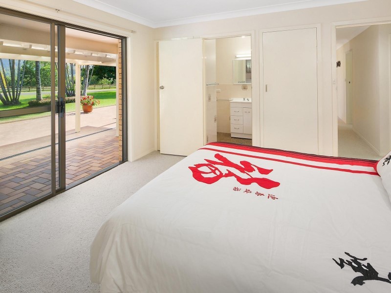 129 Braford Drive, Bonville NSW 2441