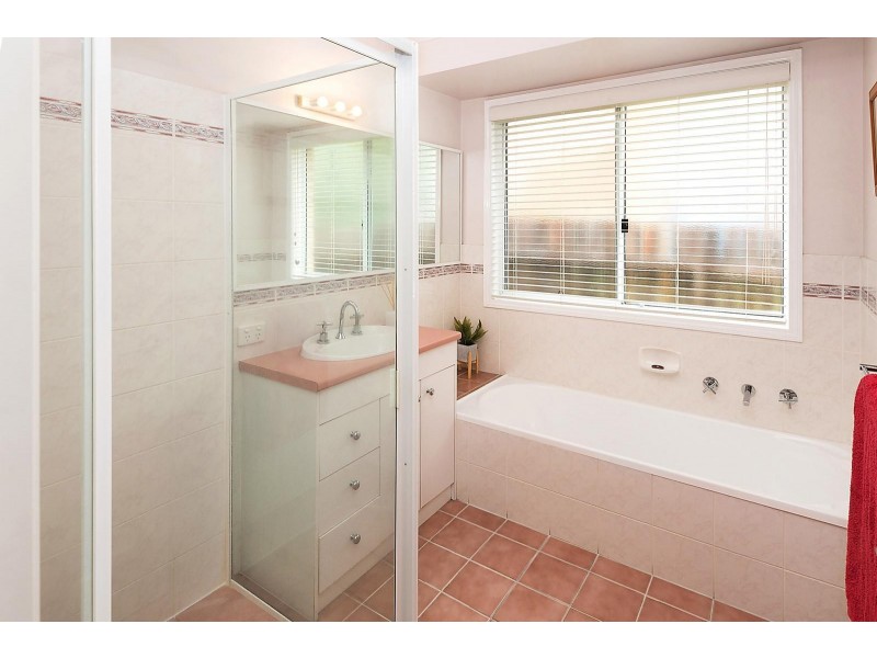 27 Lamberts Road, Boambee East NSW 2452