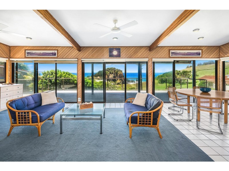 16 Matthew Street, Scotts Head NSW 2447