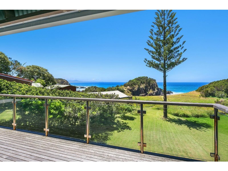 16 Matthew Street, Scotts Head NSW 2447