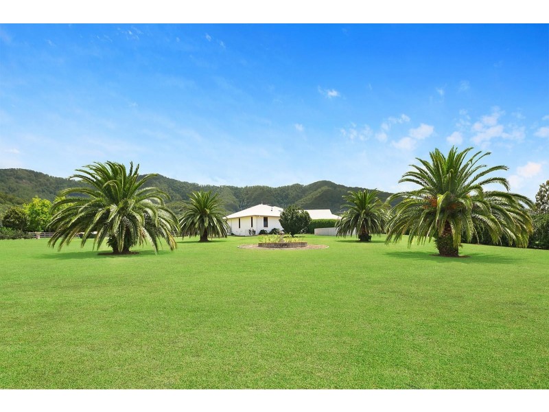 310 Crossmaglen Road, Bonville NSW 2441