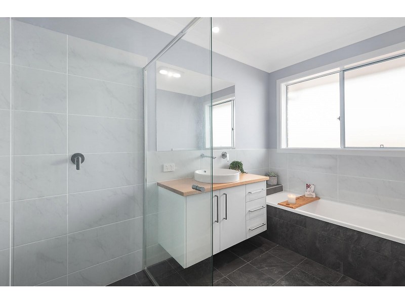 9 Moonlight Crescent, Coffs Harbour NSW 2450