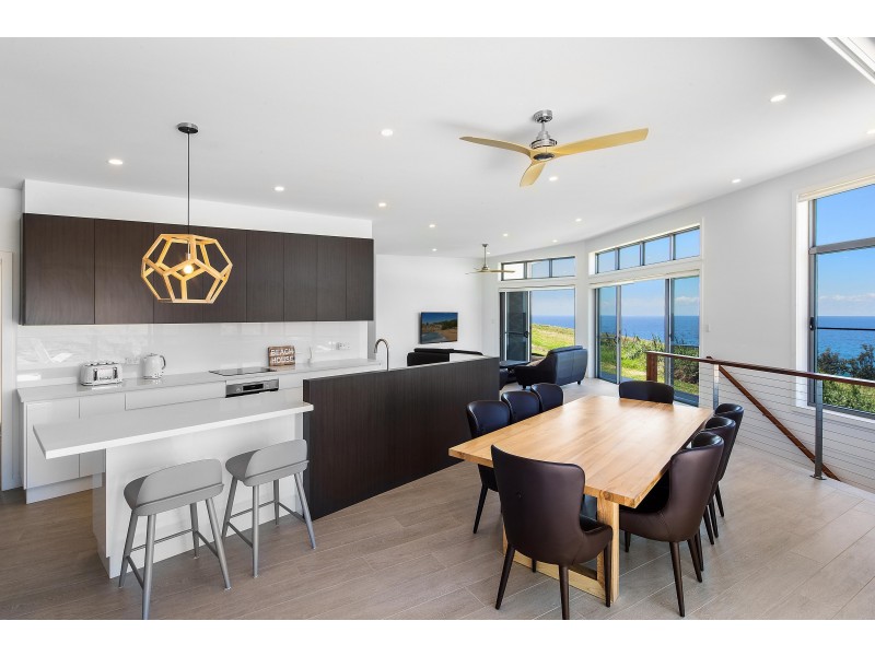 2A Waratah Street, Scotts Head NSW 2447