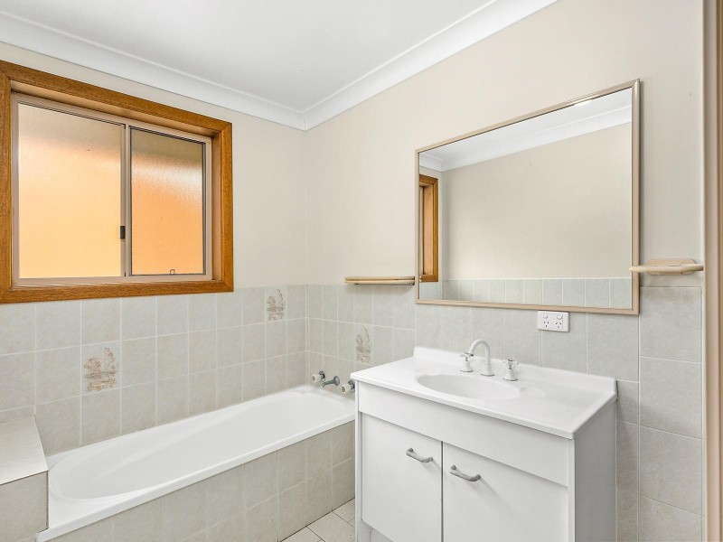 2/18 Wybalena Crescent, Toormina NSW 2452