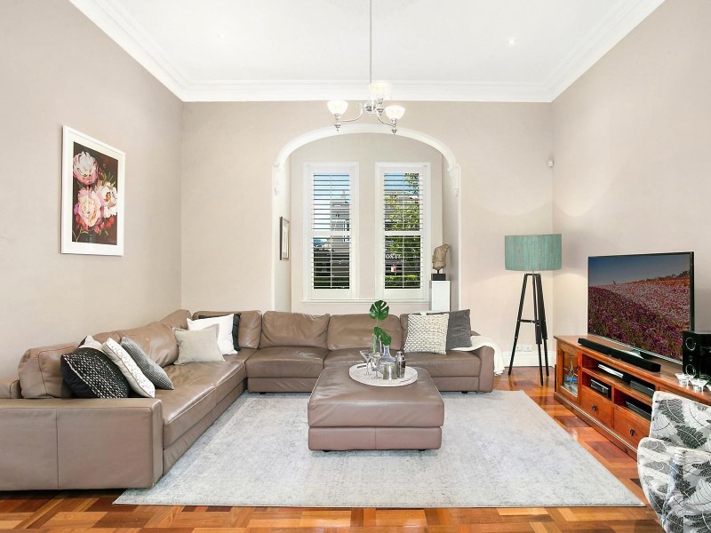 208 Glebe Point Road, Glebe NSW 2037