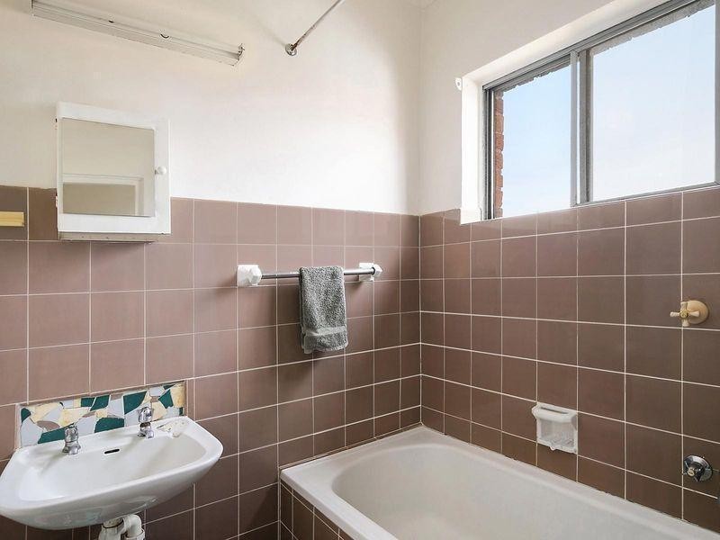 13 Schwebel Street, Marrickville NSW 2204