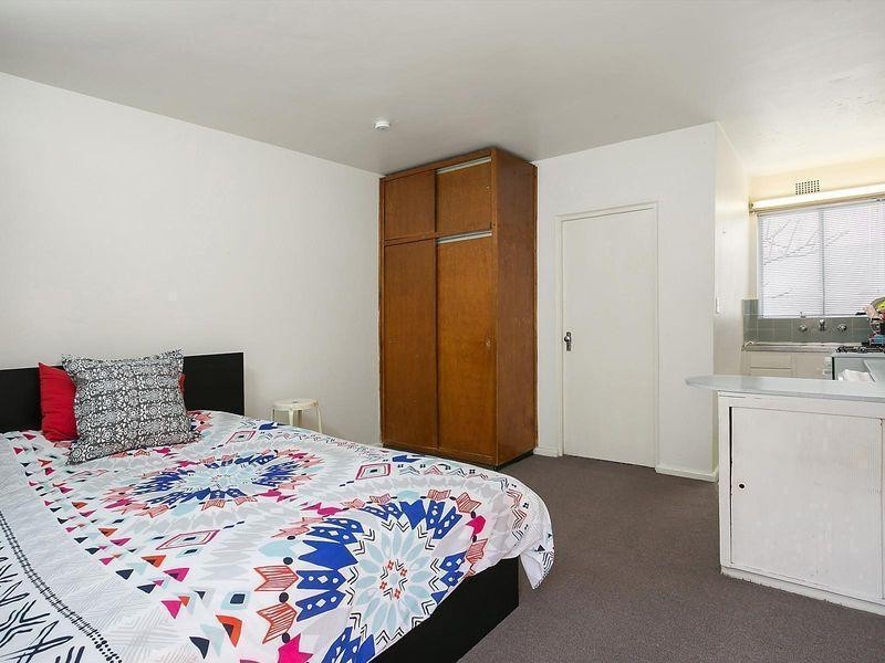 13 Schwebel Street, Marrickville NSW 2204