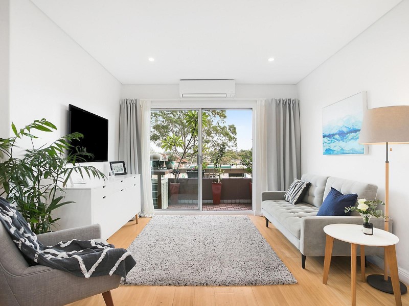 6/3 Riverside Crescent, Marrickville NSW 2204
