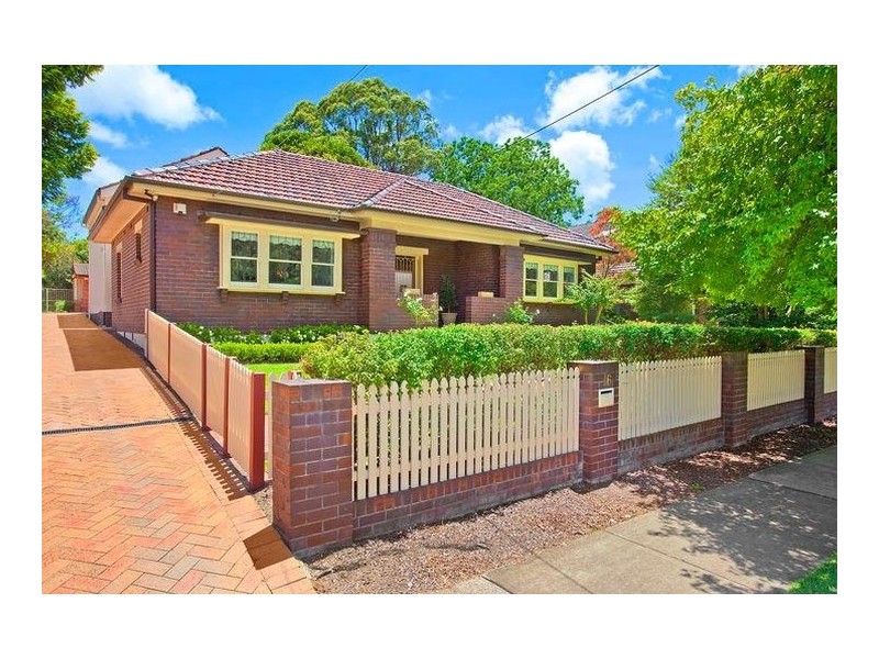 16 Hollis Avenue, Denistone East NSW 2112