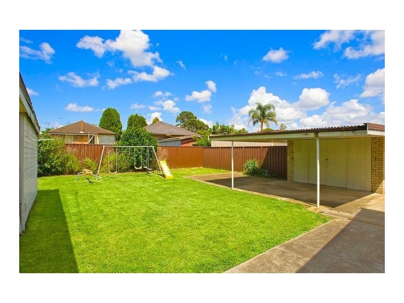8 Warren Street, Ryde NSW 2112