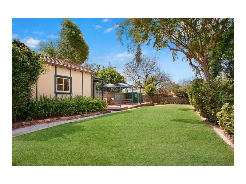 8 Central Avenue, Eastwood NSW 2122