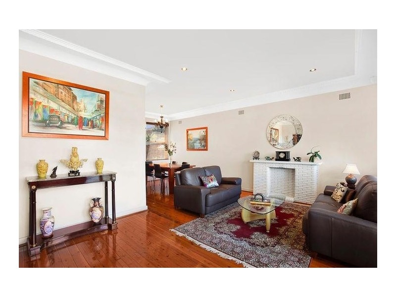 13 Morvan Street, Denistone West NSW 2114