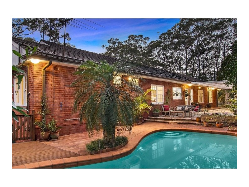 8 Lyndon Way, Beecroft NSW 2119