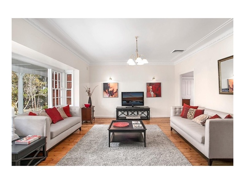 8 Lyndon Way, Beecroft NSW 2119