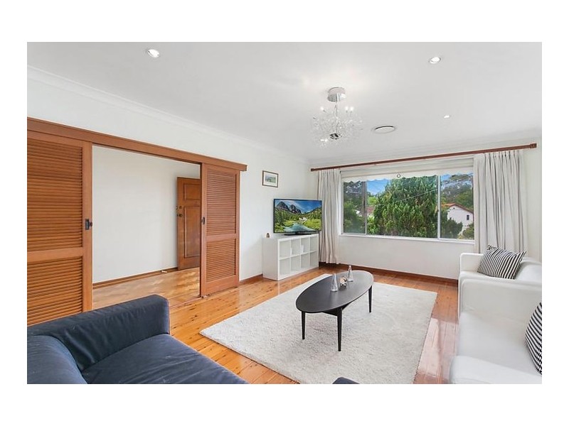 1 Lyndelle Place, Carlingford NSW 2118