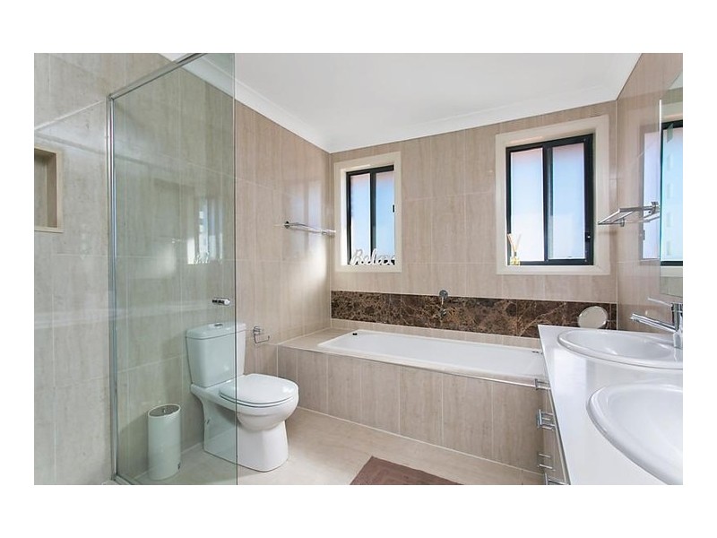 1 Lincoln Street, Eastwood NSW 2122