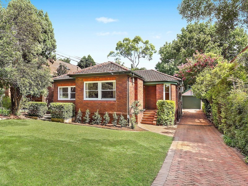 329 Rowe Street, Eastwood NSW 2122