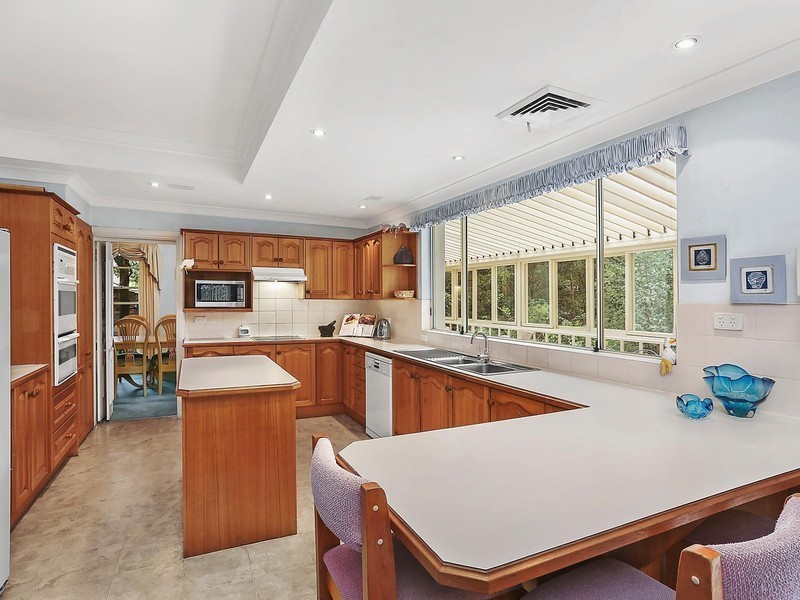 20 Ferndale Avenue, Carlingford NSW 2118