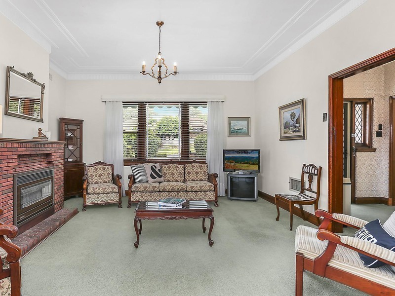 38 Darvall Road, Eastwood NSW 2122