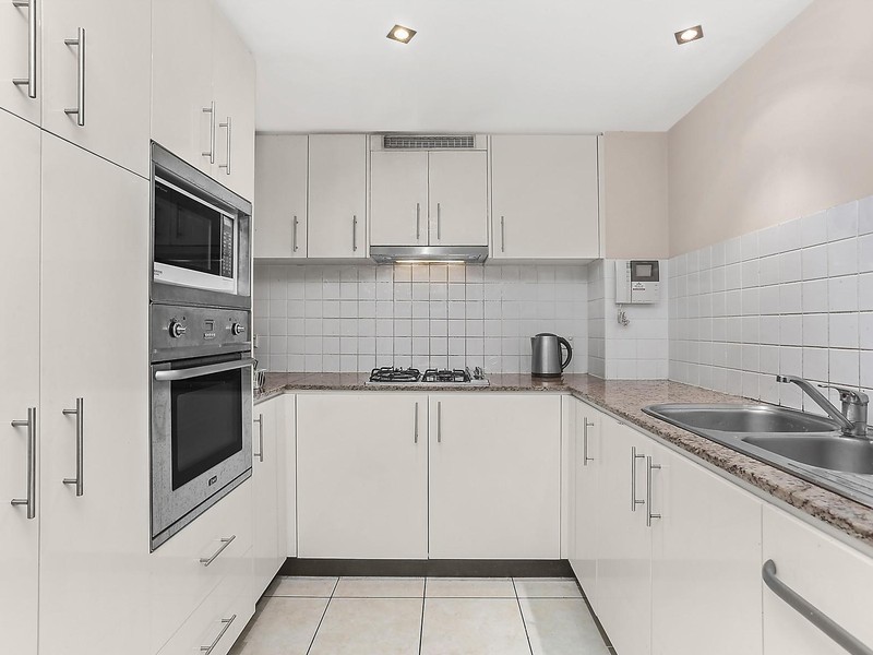 11/141 Bowden Street, Meadowbank NSW 2114