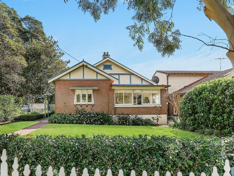 305 Rowe Street, Eastwood NSW 2122