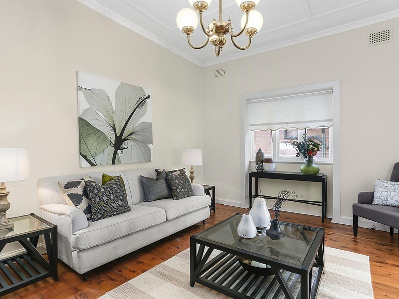 305 Rowe Street, Eastwood NSW 2122