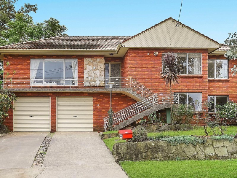 10 Lochinvar Parade, Carlingford NSW 2118