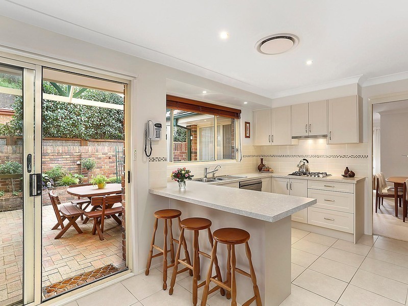 16A Surrey Street, Epping NSW 2121