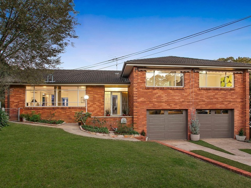 4 Kinson Crescent, Denistone NSW 2114