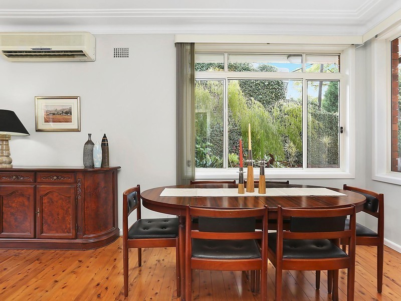 4 Kinson Crescent, Denistone NSW 2114