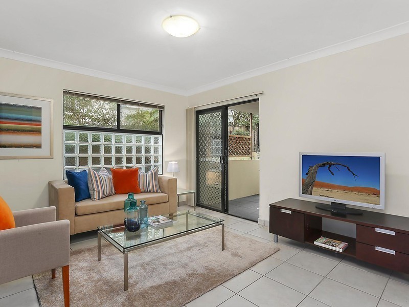 1/20A Essex Street, Epping NSW 2121