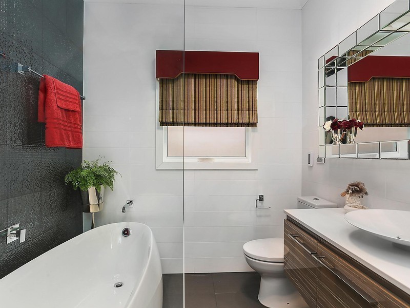 143 Wharf Road, Melrose Park NSW 2114