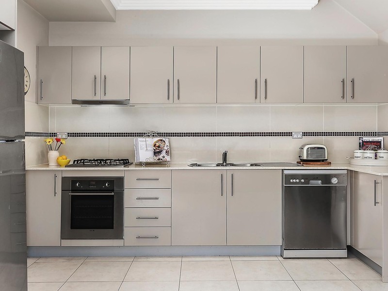 2/19 Ryan Street, Dundas Valley NSW 2117