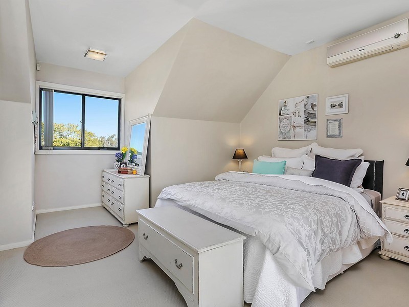 2/19 Ryan Street, Dundas Valley NSW 2117