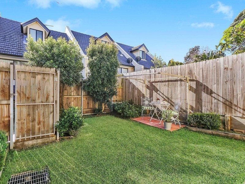 2/19 Ryan Street, Dundas Valley NSW 2117