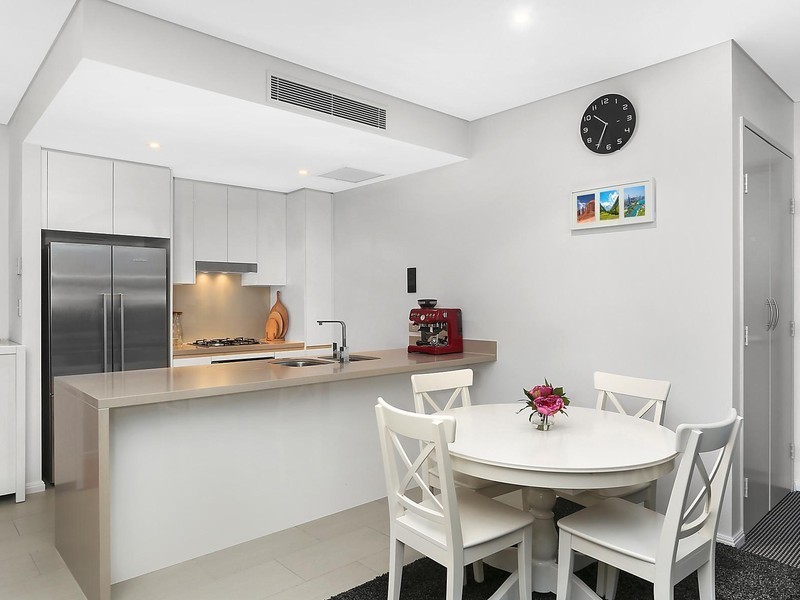 521/18 Epping Park Drive, Epping NSW 2121