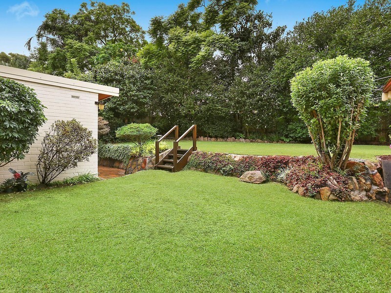 33 Mirool Street, Denistone West NSW 2114