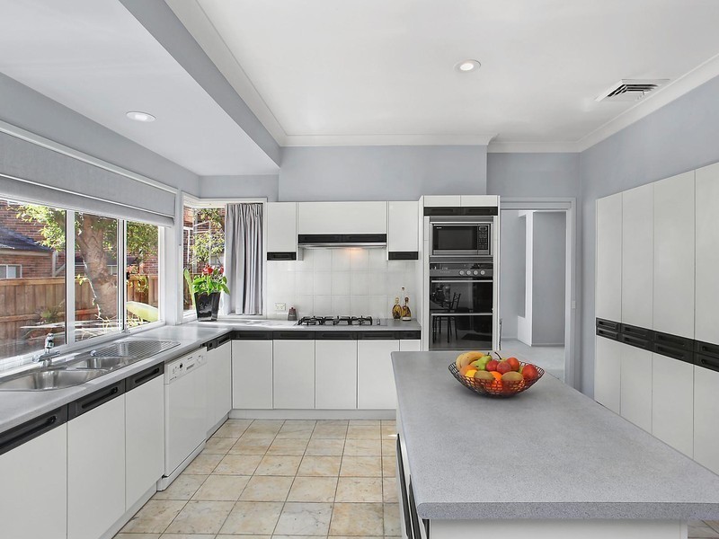 10 Crotoye Place, Marsfield NSW 2122