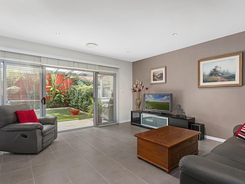 11 Seamist Avenue, Ermington NSW 2115