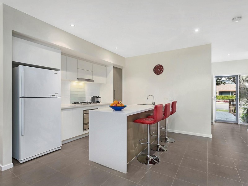 11 Seamist Avenue, Ermington NSW 2115