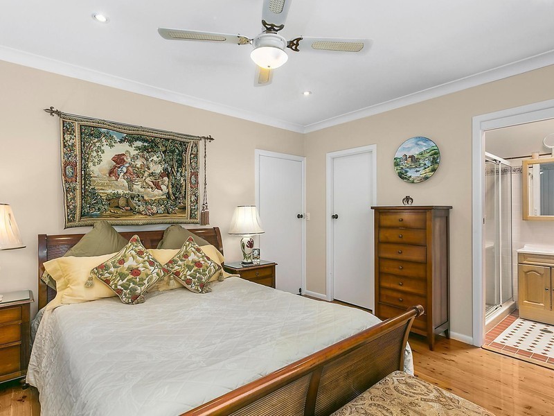 4 Yarralumla Drive, Carlingford NSW 2118