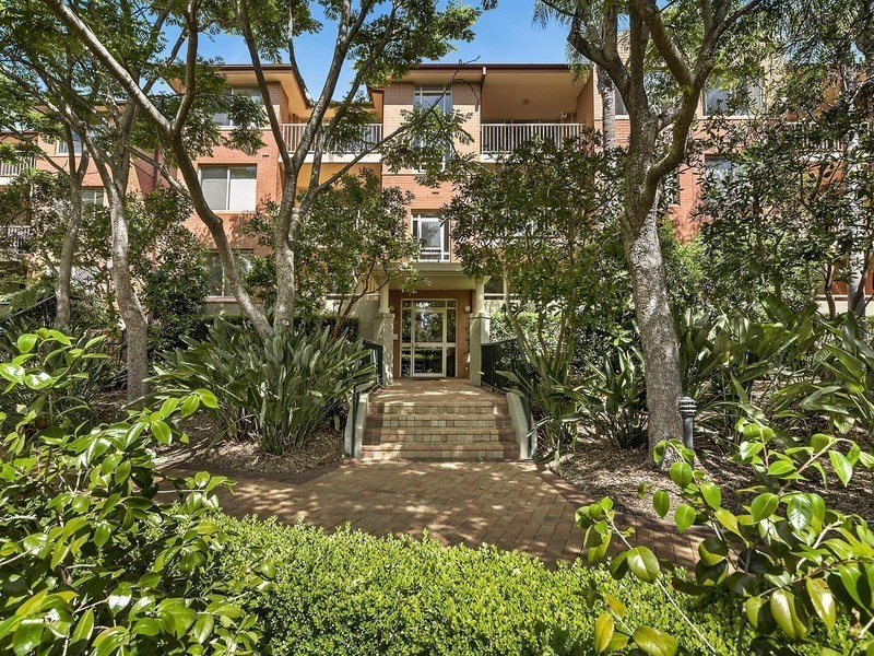 6/13 Lancaster Drive, Marsfield NSW 2122