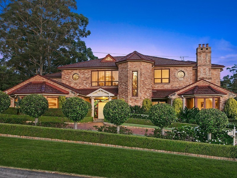 27 Larissa Avenue, West Pennant Hills NSW 2125
