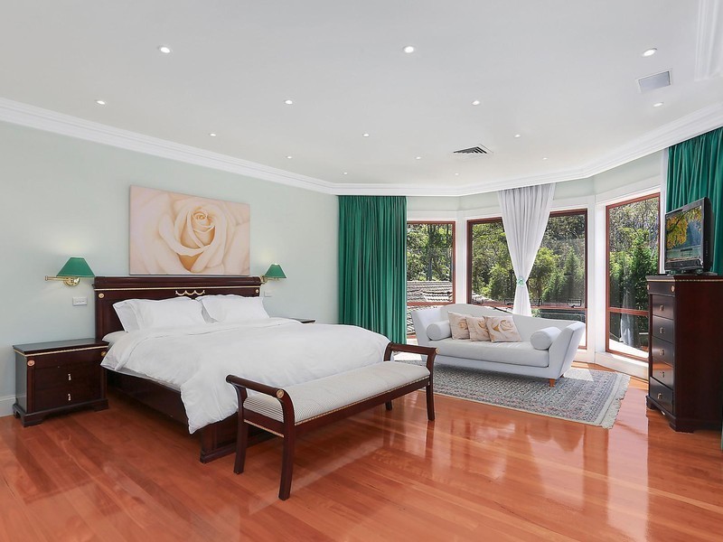 27 Larissa Avenue, West Pennant Hills NSW 2125