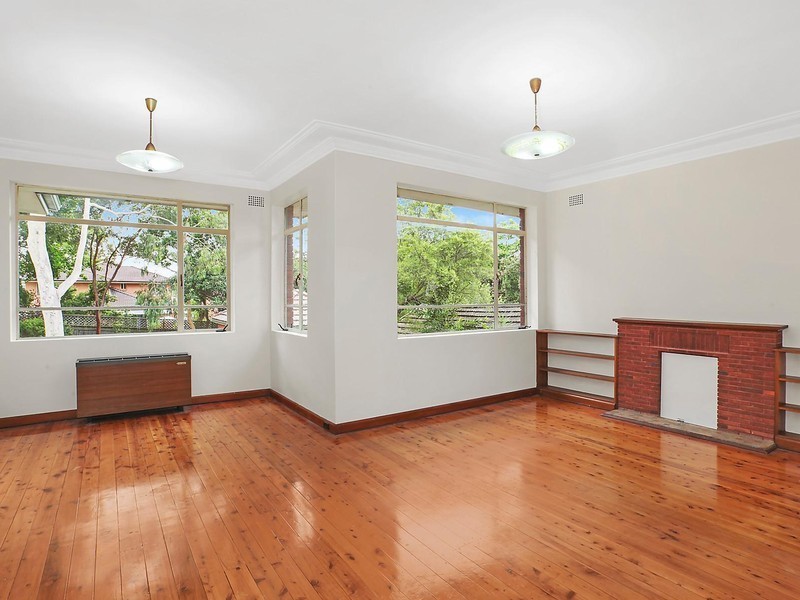 6 Holway Street, Eastwood NSW 2122