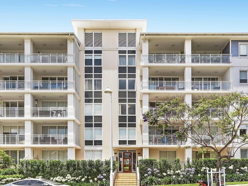 410/2 Rosewater Circuit, Breakfast Point NSW 2137